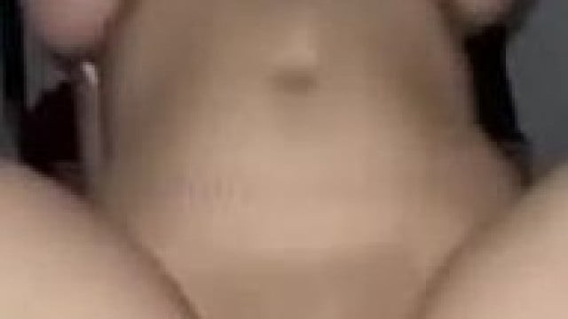 Bé 2k4 cơ đấy ! Vú siêu to !