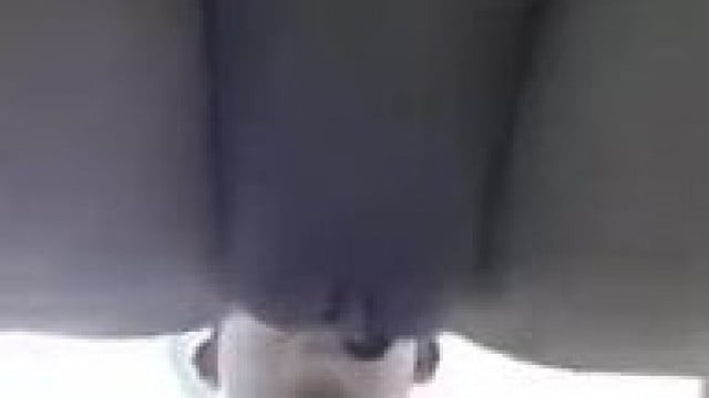 Em giả vờ ngại nhưng trong lòng thì …