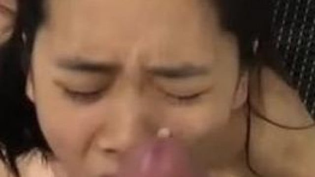 Em thuý thích bú cu