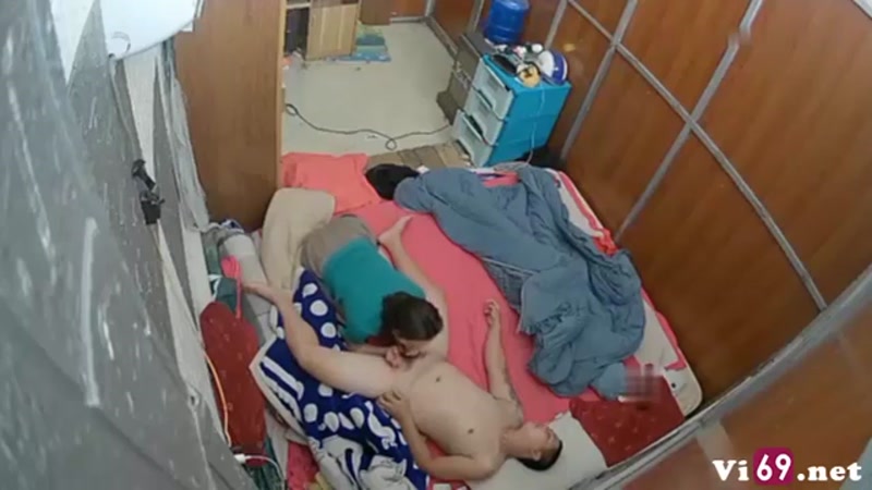 Hackcam vk ck dâm chịch nhau trước khi ngủ sung sướng